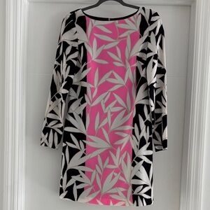 Vince Camuto Pink and Black Floral Panel Long Sleeve Shift Dress